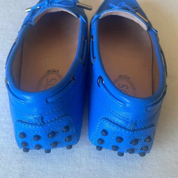 Tod’s Gommino Leather Driving Loafer Blue Size 7.5 Excellent condition - Picture 2 of 11